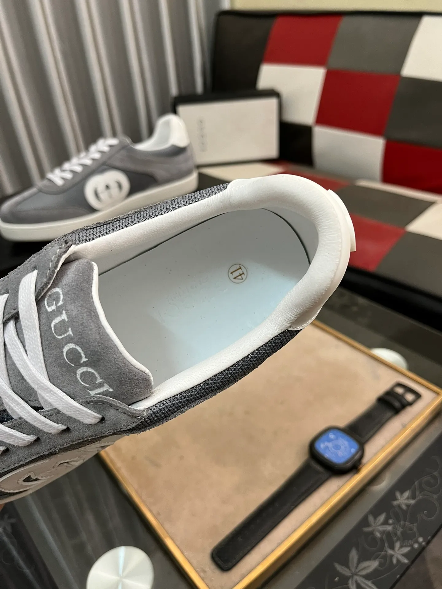 Men's shoes💰380⌚️⌚️[GUCCI] Gucci men's casual shoes are absolutely popular🔥The ultimate matching item for trendy men! The charm of super texture is irresistible, the main recommendation, the flower leather color is bright! The upper is made of high-quality cowhide + brand printed fabric, sheepskin feet, wear-resistant rubber sole, noble and elegant! Extremely comfortable🎁🎁You can be as handsome as you want💪 38-447️⃣colors available